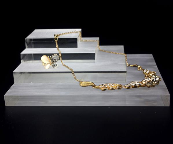 亚克力珠宝首饰展示架立方体_亚克力陈列架产品案例展示架加工工厂
